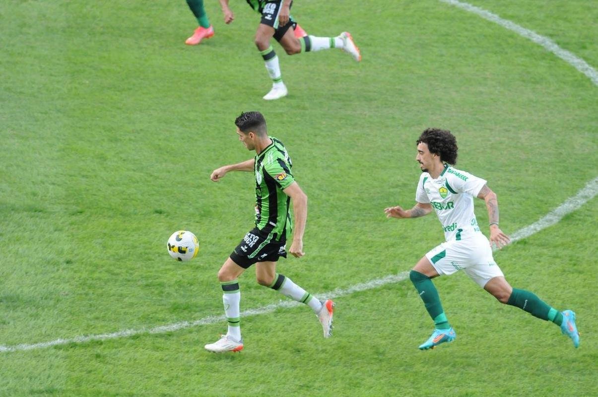 Amrica e Cuiab se enfrentaram, no Independncia, pela 9 rodada do Campeonato Brasileiro