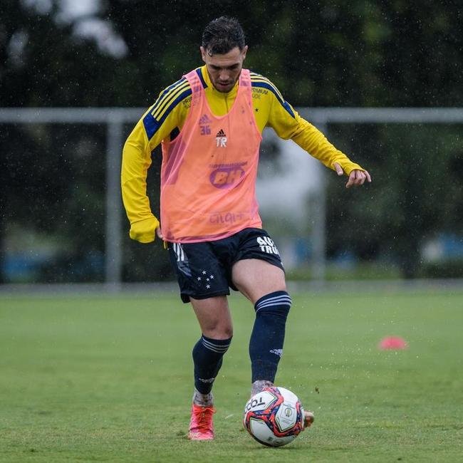 Fotos do treino do Cruzeiro nesta quinta-feira (11/11)