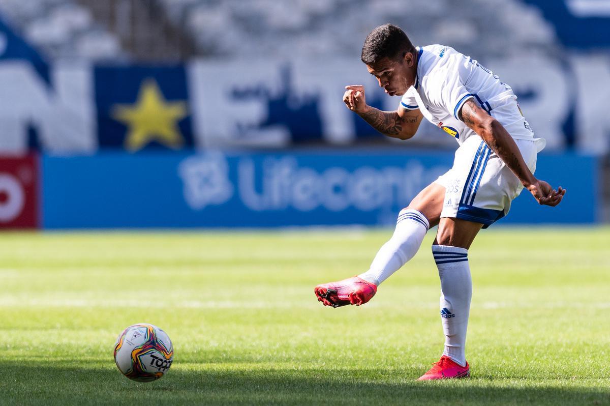 Fotos do jogo entre Cruzeiro e Patrocinense, no Mineirão, pela semifinal do Troféu Inconfidência