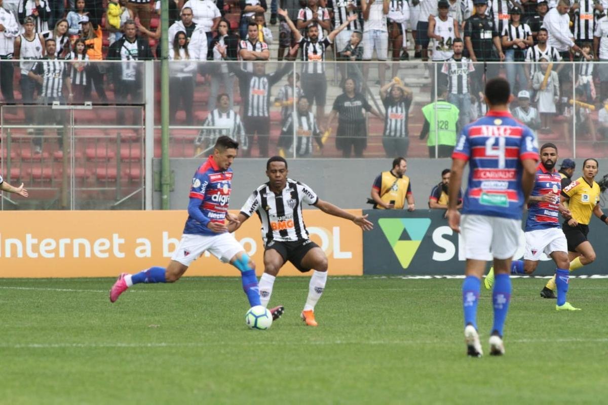 Imagens da partida entre Atltico e Fortaleza, no Independncia