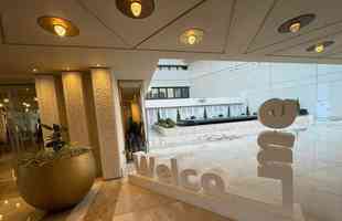 Lobby do luxuoso hotel, localizado na regio turstica da capital do Catar,  suntuoso