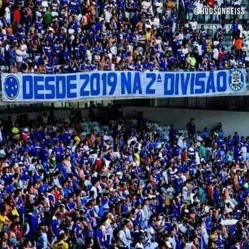 Memes da derrota do Cruzeiro para o Remo pela Srie B do Campeonato Brasileiro