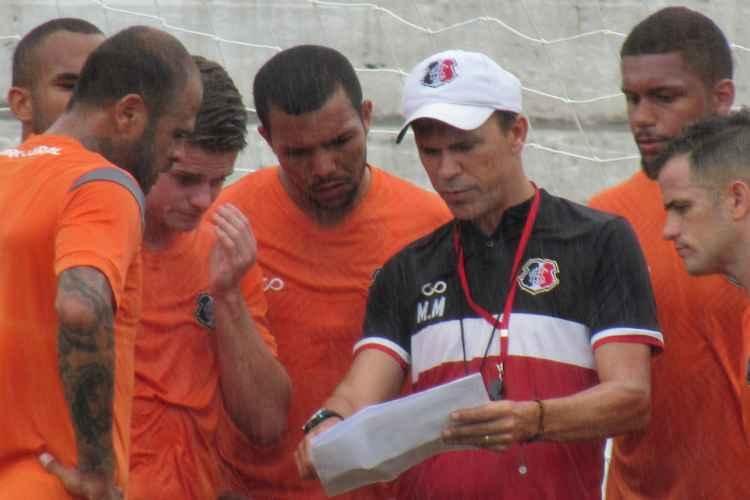 <i>(Foto: Jota Santana/Santa Cruz)</i>