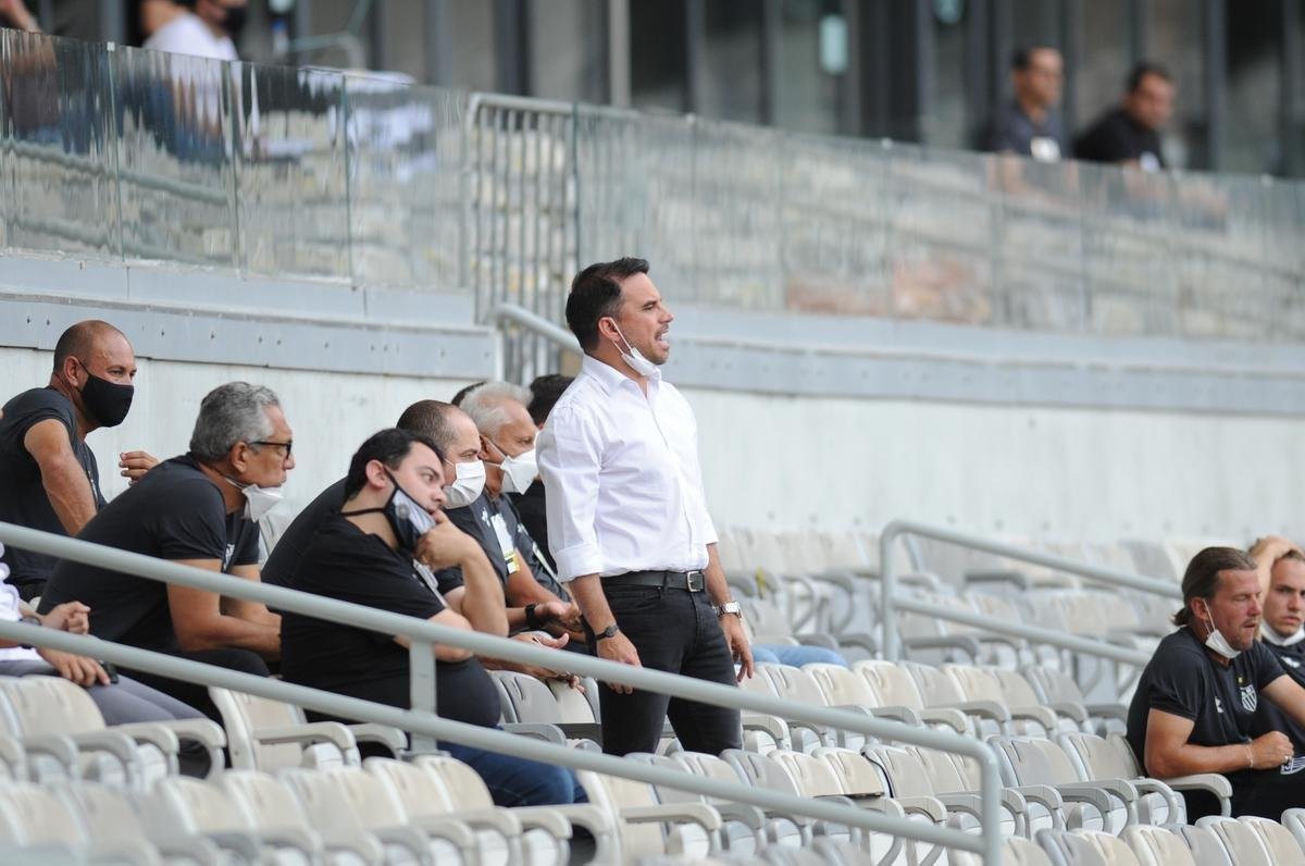 Fotos do duelo entre Atltico e Fortaleza, no Mineiro, em Belo Horizonte, pela 33 rodada do Campeonato Brasileiro