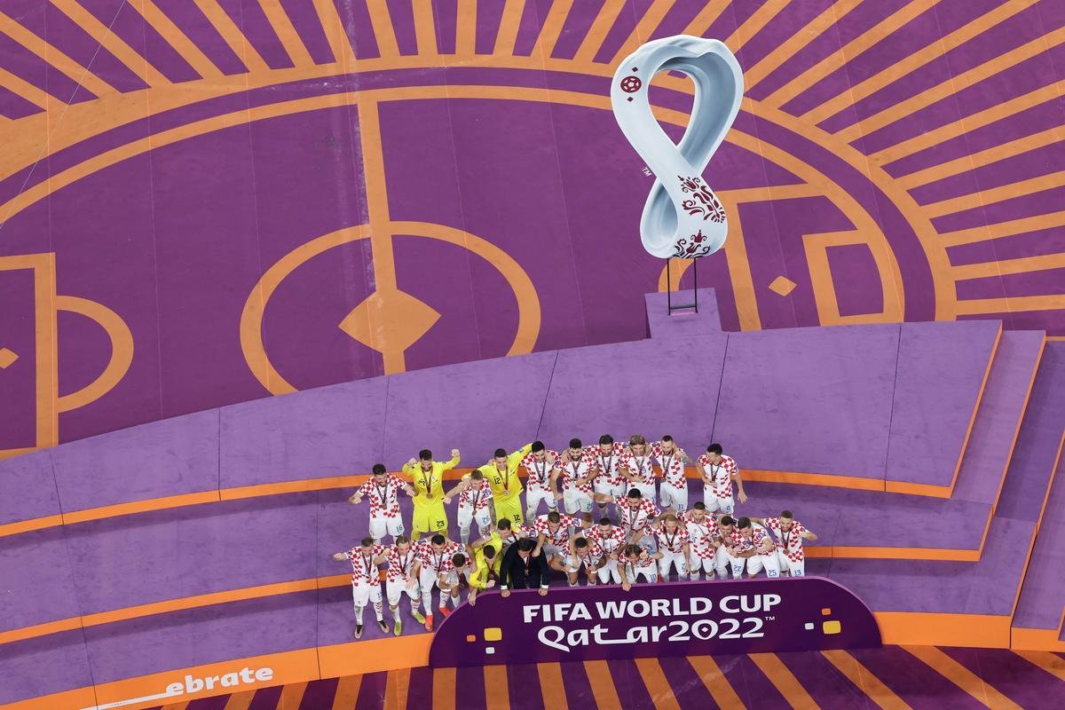 Festa e premiao dos jogadores da Crocia pela conquista do terceiro lugar na Copa do Mundo de 2022, no Catar. Time croata venceu o Marrocos por 2 a 1 neste sbado (17), no Estdio Internacional Khalifa, em Doha
