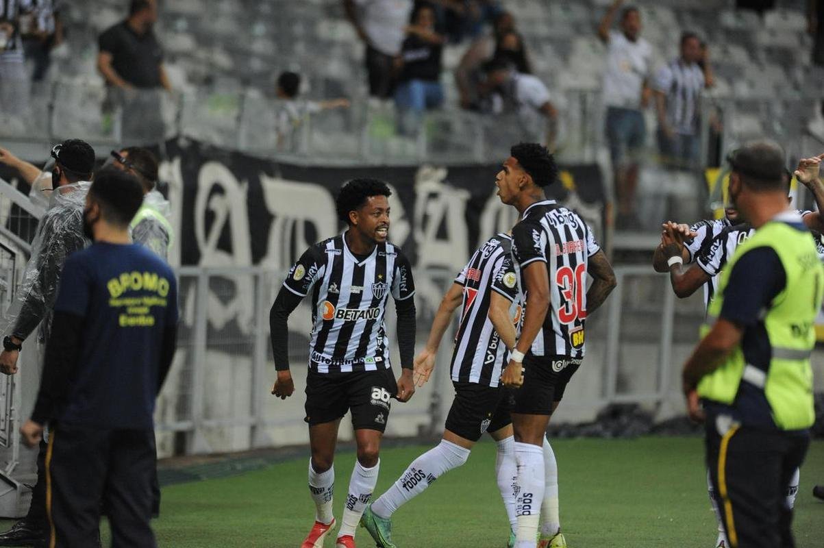 Veja as fotos do confronto entre Atltico x Internacional, no Mineiro, pela 23 rodada da Srie A