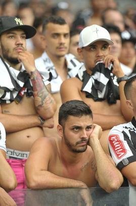 Fotos do segundo tempo do clssico entre Cruzeiro e Atltico, pela final do Mineiro