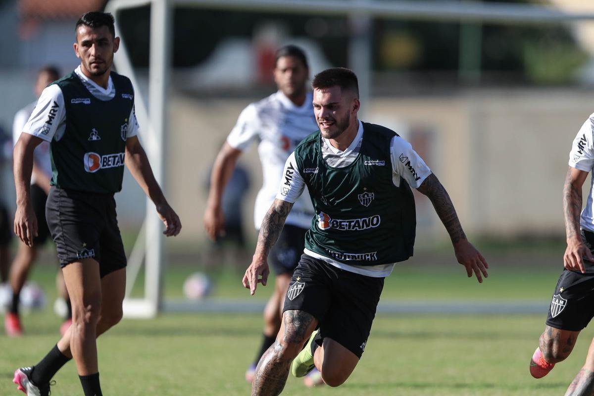 Atlético teve atividade no Estádio Olímpico Brígido Iriarte, em Caracas, antes da estreia na Libertadores