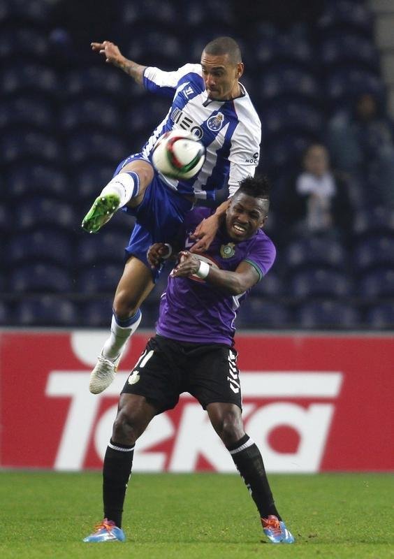 Maicon defendeu o Porto de 2009 a 2016