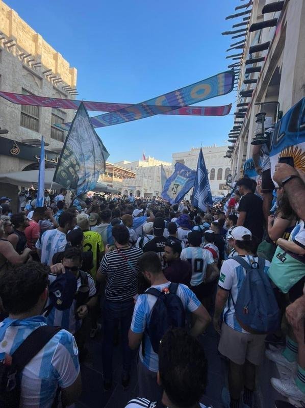 Festa dos argentinos no mercado Souq Waqif, em Doha, no Catar