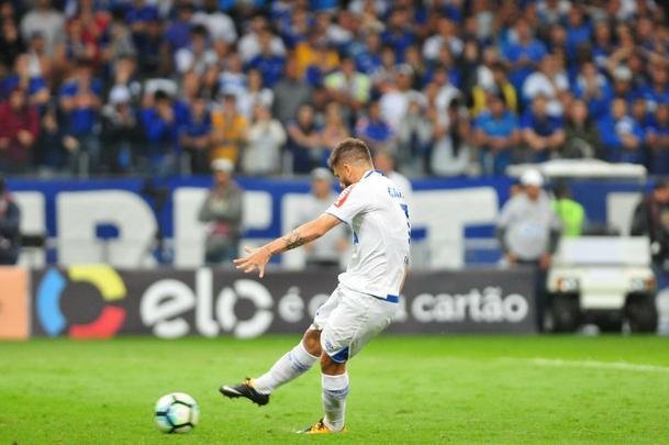 Cruzeiro venceu pnaltis com gols de Rafael Sobis, Raniel e Thiago Neves; Fbio pegou pnalti de Luan