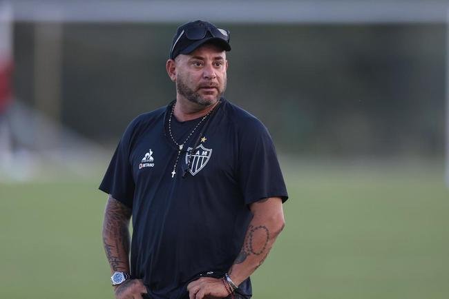 Galo fechou preparao para estreia na Libertadores com atividade no CT do Tolima