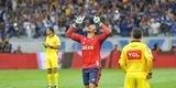 Cruzeiro 1 (3) x (2) 0 Gr�mio (jogo de volta da semifinal da Copa do Brasil de 2017): F�bio foi o her�i da Raposa ao defender a cobran�a do atacante Luan na disputa por p�naltis. Nos 90 minutos, Hudson marcou de cabe�a. P�blico foi de 55.227 torcedores (50.715 pagantes), que proporcionaram renda de R$ 1.730.781,00.