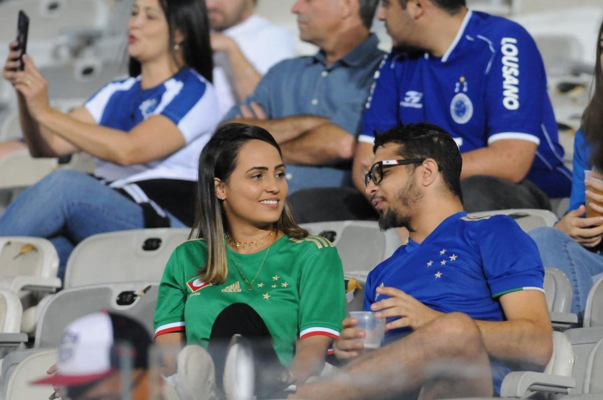 Torcida do Cruzeiro deu show mais uma vez e lotou o Mineiro na partida contra o CRB pela 11 rodada da Srie B