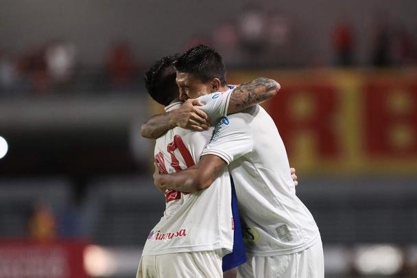 Luanderson abriu o placar pala o Náutico ainda no primeiro tempo do jogo, no Rei Pelé. O CRB virou, fez 2 a 1, mas o Náutico buscou o resultado com gols de Jorge Henrique e Jean Carlos, que marcou o terceiro de falta já nos acréscimos.