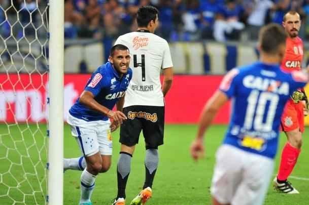 Imagens do jogo entre Cruzeiro e Corinthians, pelas quartas de final da Copa do Brasil, no Mineiro