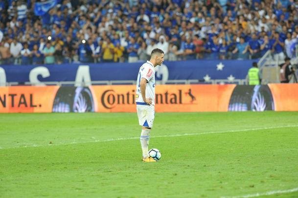 Cruzeiro venceu pnaltis com gols de Rafael Sobis, Raniel e Thiago Neves; Fbio pegou pnalti de Luan