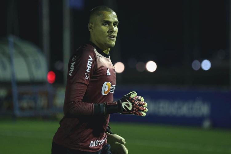 Tcnico Cuca comandou atividade do Atltico no CT da Conmebol no Paraguai 