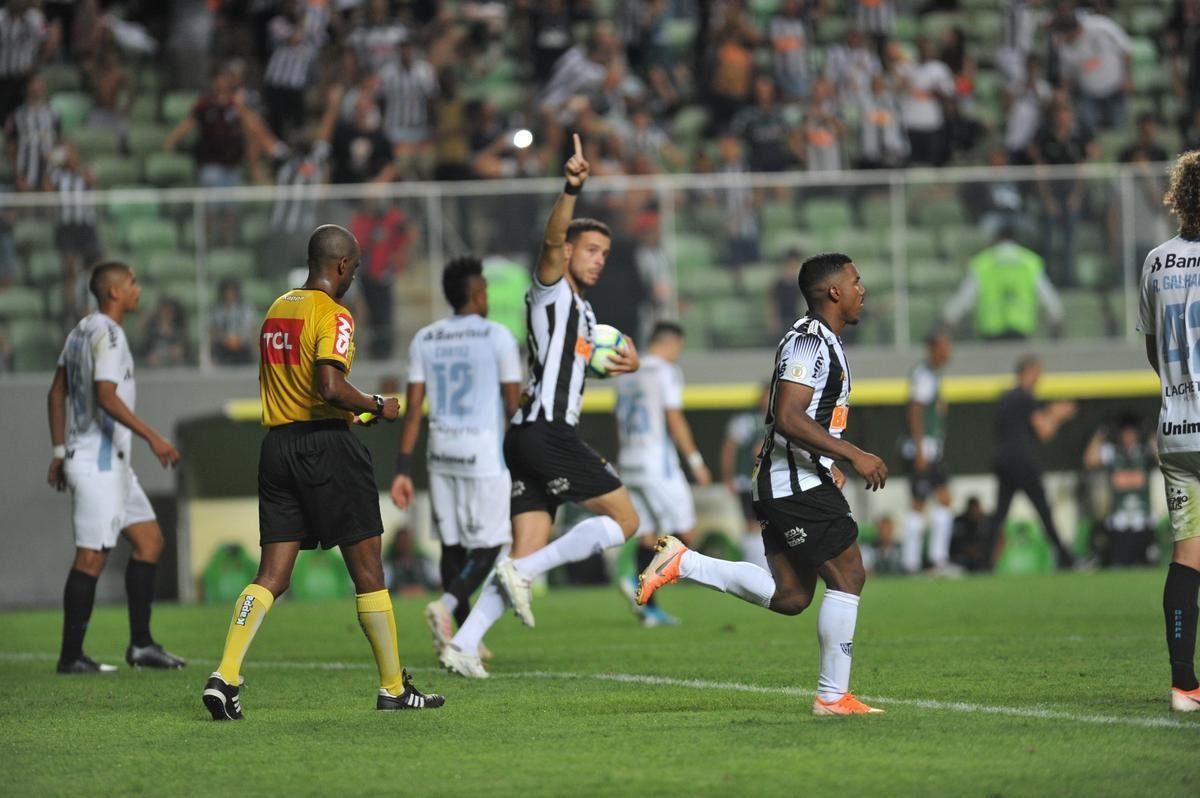 Fotos do jogo entre Atltico e Grmio