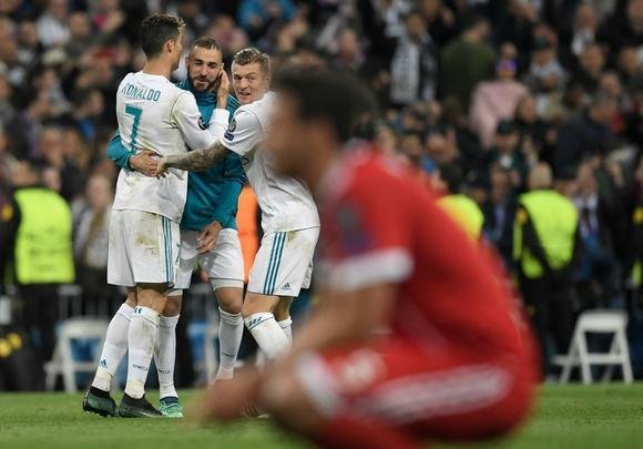 Depois da classificação do Real Madrid, festa merengue e decepção do Bayern no Santiago Bernabéu