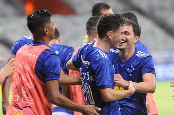 Cruzeiro x Villa Nova: veja fotos da partida vlida pela terceira rodada do Campeonato Mineiro
