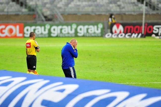 Fotos do jogo entre Cruzeiro e Coritiba, no Mineiro, em Belo Horizonte, pela nona rodada da Srie B do Campeonato Brasileiro de 2021