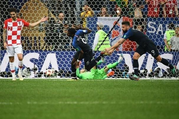 Fotos da final entre Frana e Crocia 