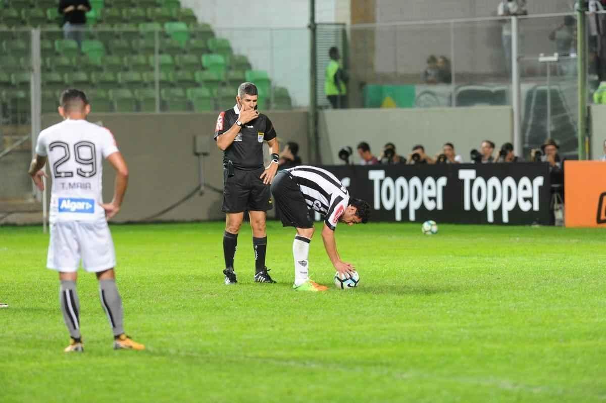 Atltico e Santos se enfrentaram, no Independncia, pela 13 rodada do Campeonato Brasileiro