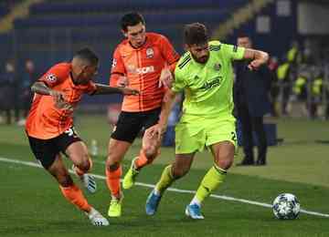 Na retomada, duelo entre Shakhtar e Dínamo de Kiev agita rodada do campeonato nacional