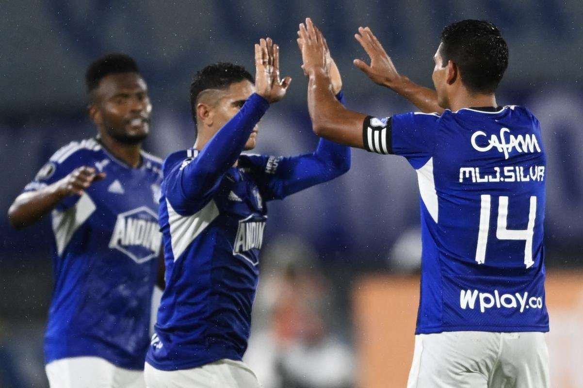 Millonarios e Atltico se enfrentaram nesta quarta pela ida da terceira fase eliminatria da Libertadores