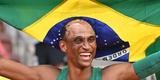 Alisson dos Santos conquistou bronze nos 400m com barreira em Tquio; veja a festa do Piu, o Malvado