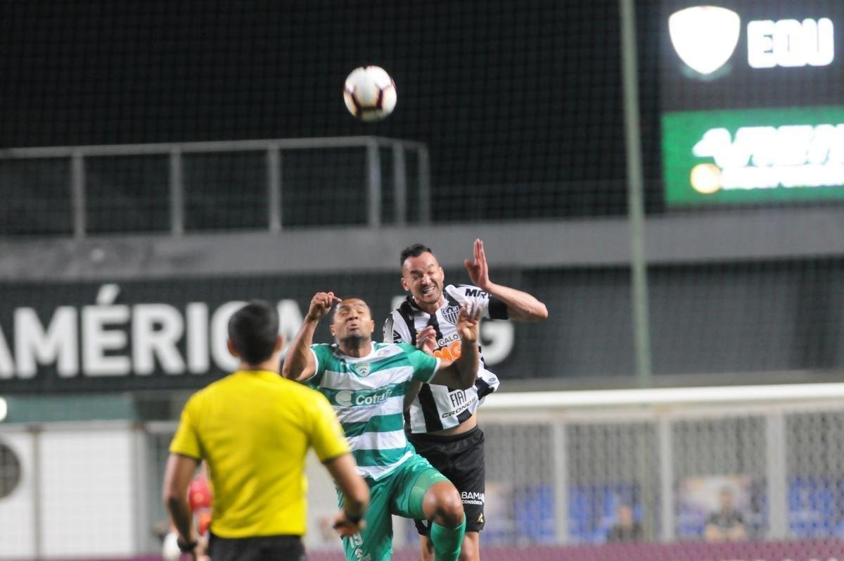Fotos do primeiro tempo do jogo entre Atltico e La Equidad, no Independncia, pela Copa Sul-Americana