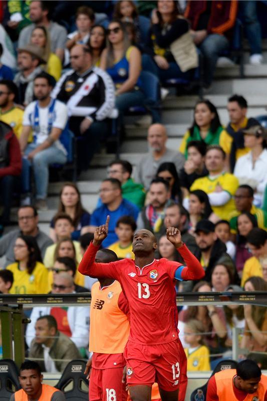 Brasil e Panam se enfrentaram no Estdio do Drago, em Porto, Portugal