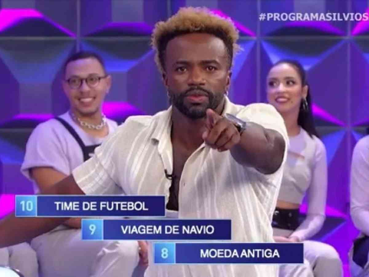 SBT TV, Programa Silvio Santos - Jogo das 3 Pistas