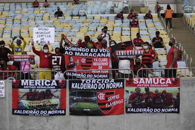Dos 35 mil bilhetes colocados  venda pelo Flamengo, apenas 7.315 foram vendidos