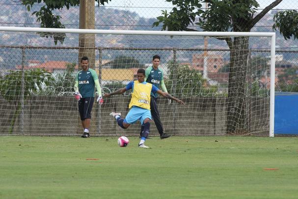 Imagens do treino do Cruzeiro nesta segunda-feira, 19 de fevereiro, na Toca da Raposa II