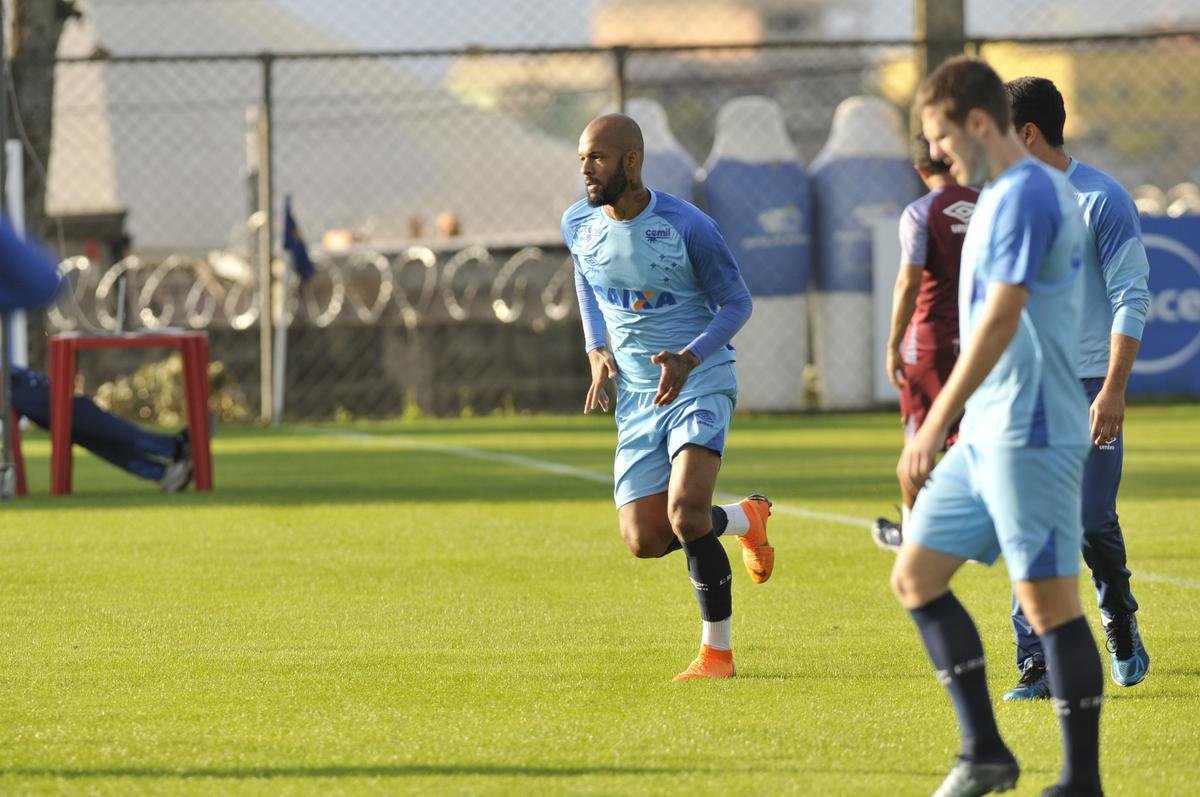 Imagens do treino do Cruzeiro desta quinta-feira, 12 de julho, na Toca da Raposa II