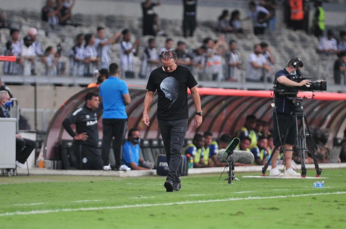 Fotos do jogo entre Atltico e Grmio, no Mineiro, em BH, pela 19 rodada do Campeonato Brasileiro