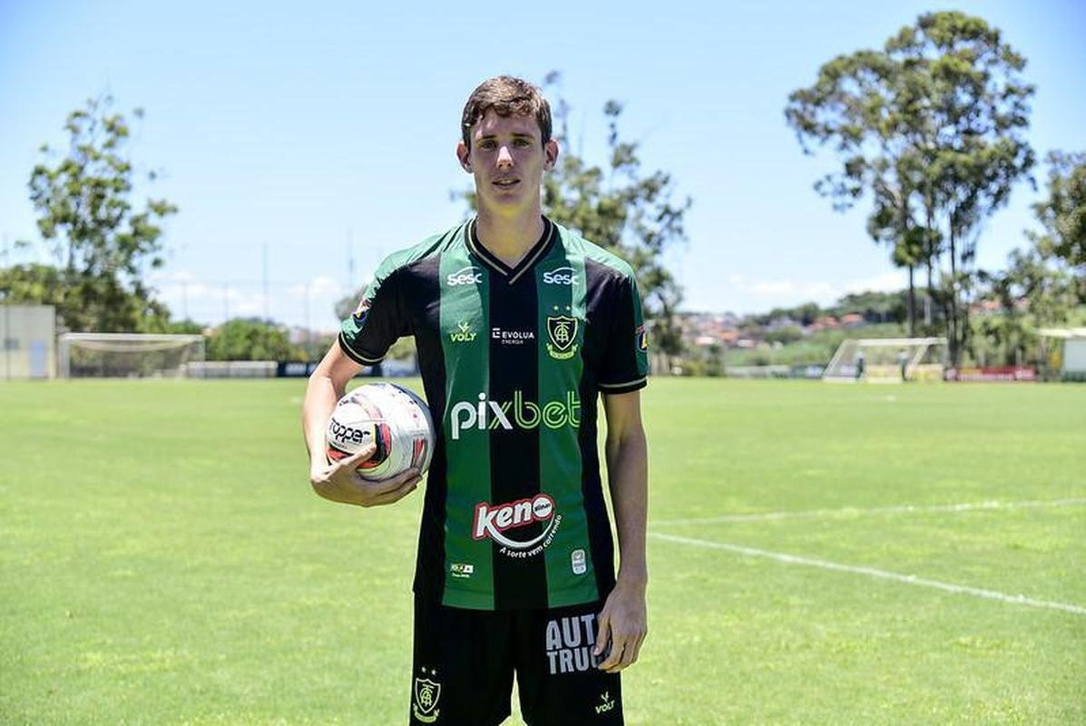 German Conti, zagueiro (Amrica)