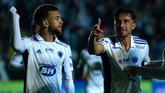 Jajá e Leonardo Pais serão desfalques do Cruzeiro nos próximos jogos