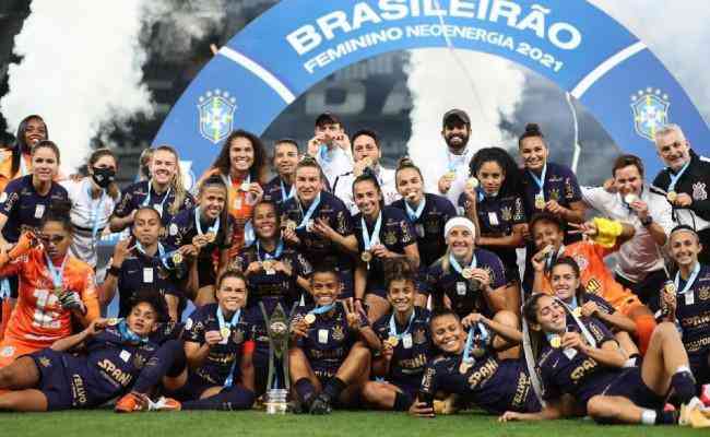 O Corinthians é tricampeão brasileiro de futebol feminino