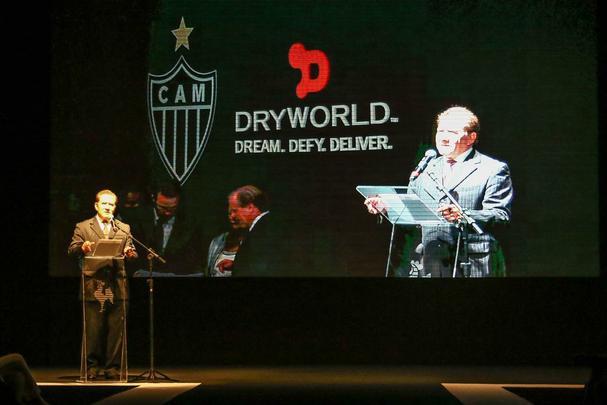 Nova coleção de uniformes do Atlético para 2016, fornecida pela empresa canadense Dryworld