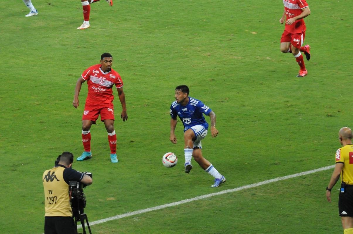 Fotos do jogo entre Cruzeiro e CRB, no Mineiro, em Belo Horizonte, pela 11 rodada da Srie B do Brasileiro