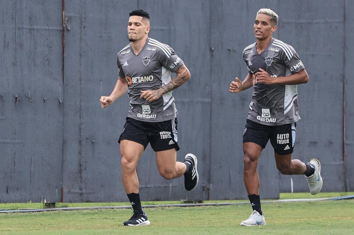 Veja fotos do primeiro dia de pr-temporada do Atltico