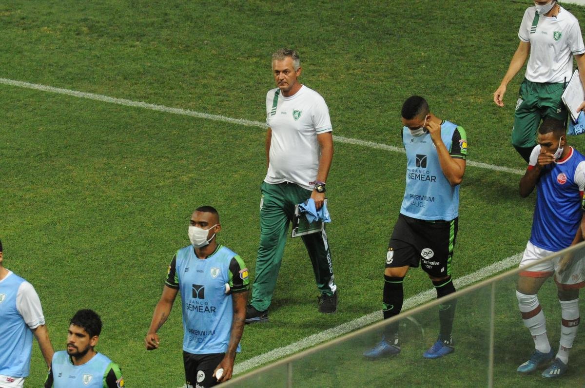 Amrica x Nutico: fotos do jogo desta sexta-feira (09/10), no Independncia, pela 15 rodada da Srie B