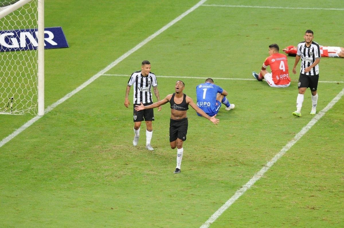 Keno marcou o gol da virada atleticana aos 52 minutos do segundo tempo, em chute cruzado dentro da rea. Bola entrou no ngulo direito do goleiro Felipe