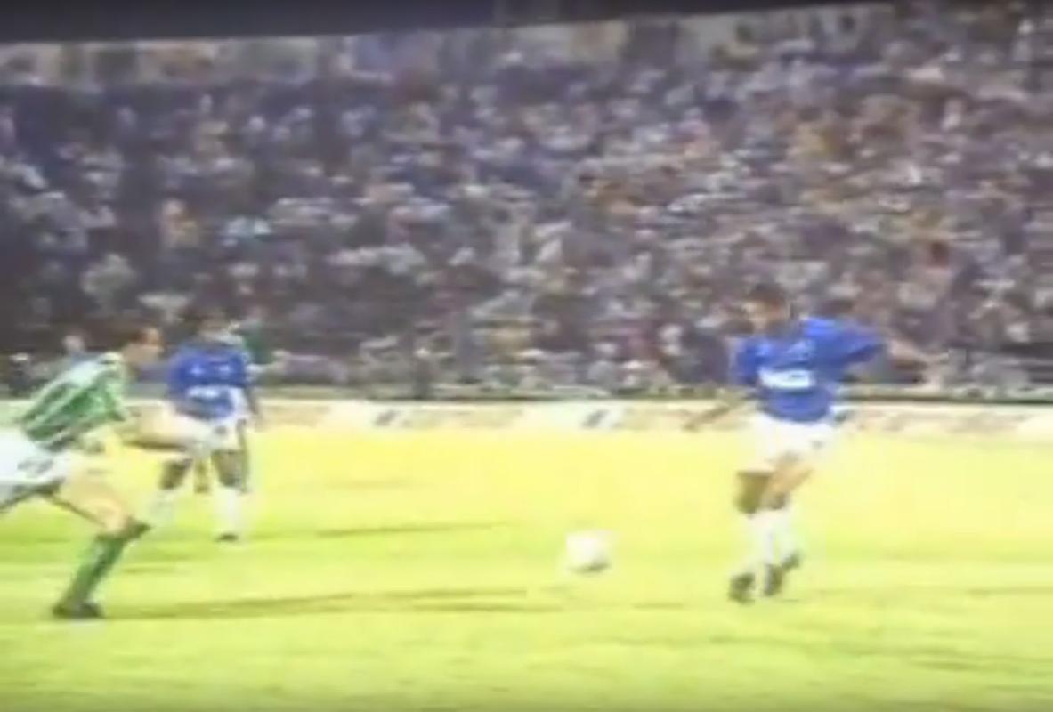 1994 - Palmeiras 2 x 0 Cruzeiro, pela fase de grupos