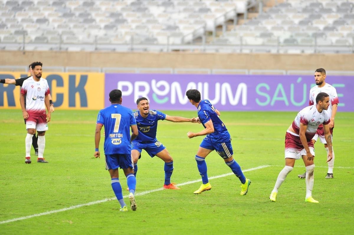 Cruzeiro x Patrocinense: veja fotos da partida pelo Mineiro