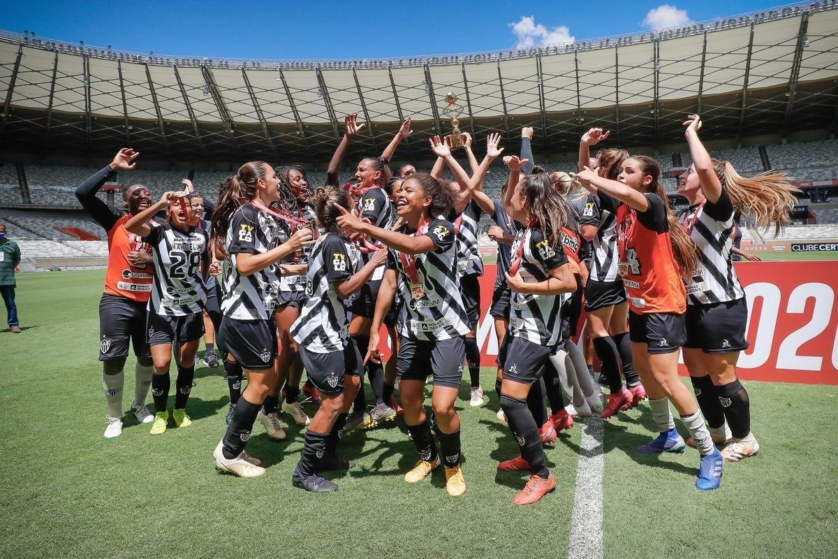 Comemorao do ttulo mineiro feminino do Atltico 