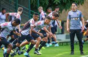Tcnico Rogrio Micale comeou a montar time para encarar o Fluminense; Fred treinou entre os reservas